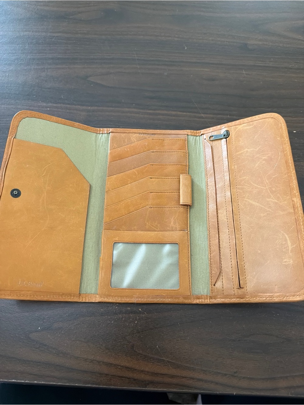 L.L. Bean Vintage Tan Leather Trifold Travel Wallet / Passport Organizer